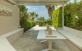 Villa Dihtia On The Sea