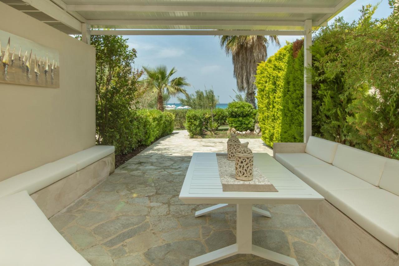 Villa Dihtia On The Sea Pefkochori Exterior foto